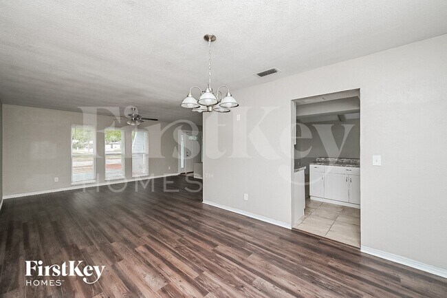 Photo - 13109 114th St N