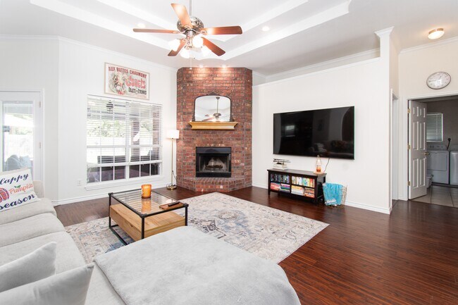 Photo - 103 Corral Ct