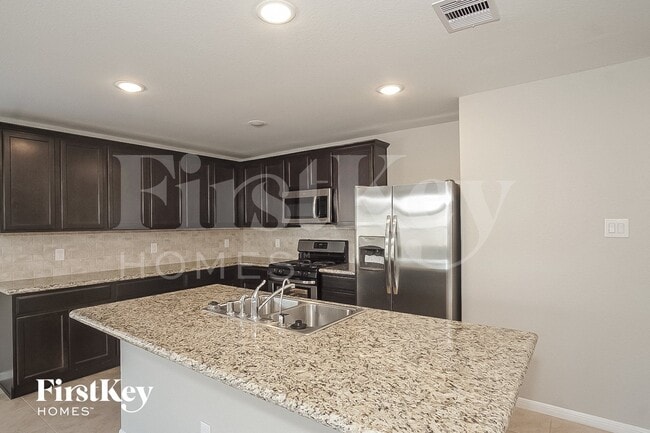 Photo - 29018 Innes Park Pl