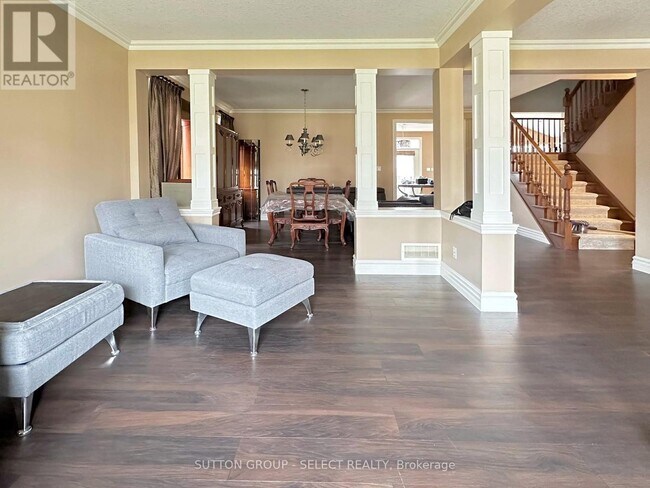Photo - 407 Kingbird Ct