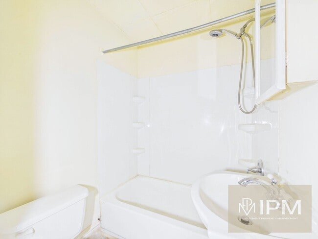 Photo - 1001 W Princess St Unit 1001 W Princess St - 2B