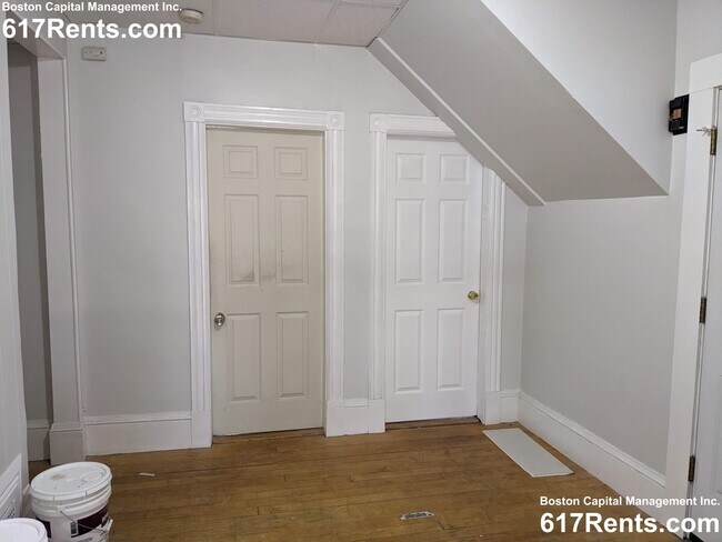 Photo - 22 Royal St Unit 2