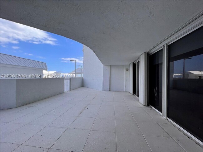 Photo - 16711 Collins Ave Unit 602