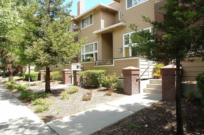Photo - 455 Mill River Ln Casa