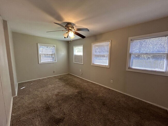 Photo - Large 2 Bedroom Shreveport Home