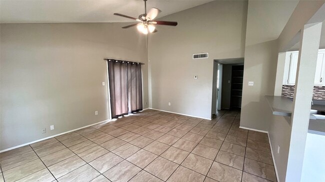 Photo - 17223 Wagganner Dr