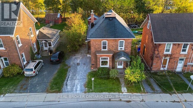 Photo - 88 Moore St