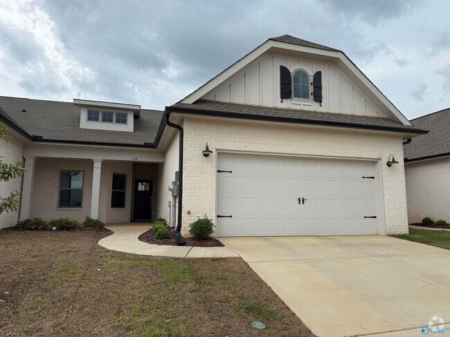 Building Photo - 128 Clift Farm Dr Rental