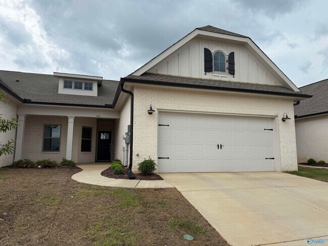 Building Photo - 128 Clift Farm Dr Rental