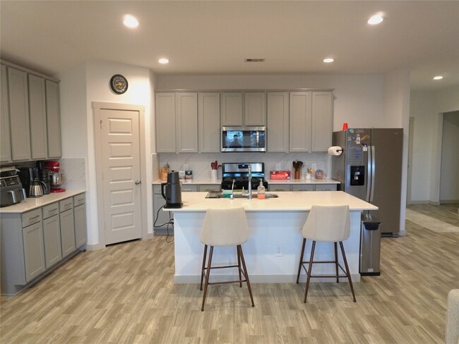 Photo - 6823 Dell Vista Drive