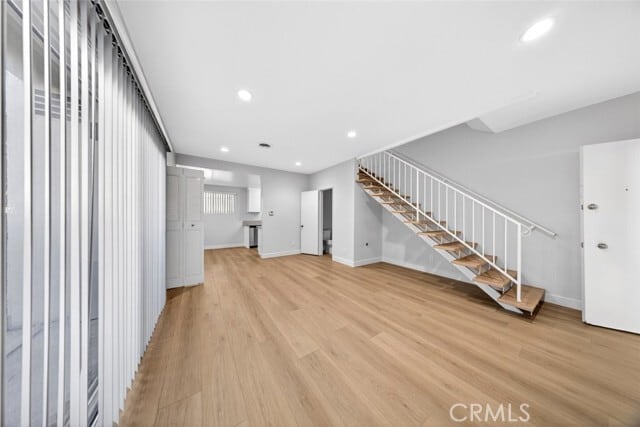 Photo - 232 N Verdugo Rd Unidad 2