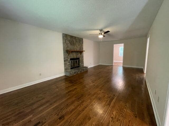 Photo - 1130 Ridgemont Dr