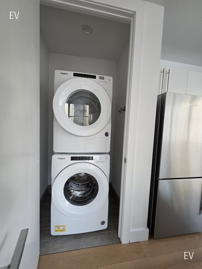 Photo - 50 Murray-ev1402 Unit ev1402