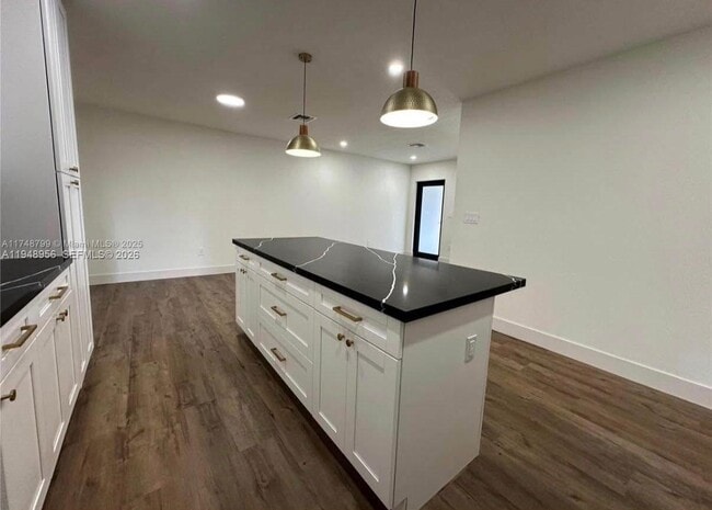 Photo - 14430 Fillmore St