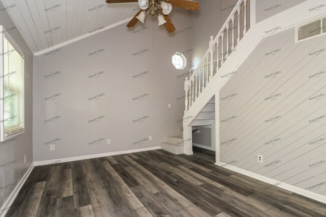 Photo - 2826 Dawnview Dr