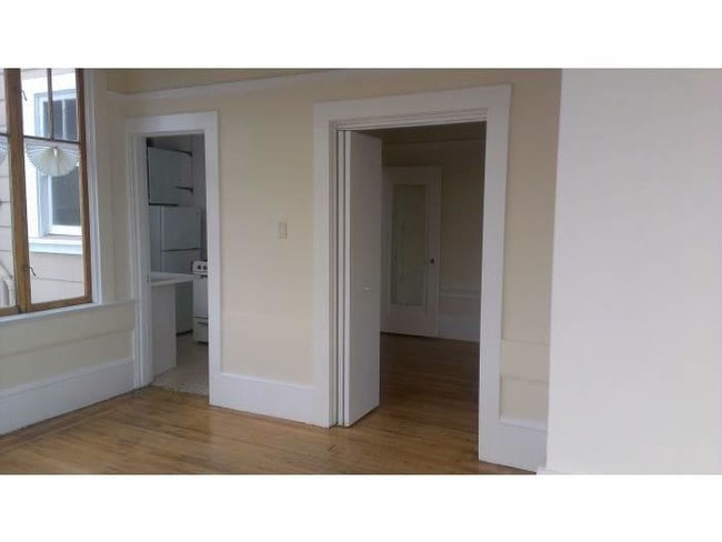 Living Area - 2448 Great Hwy