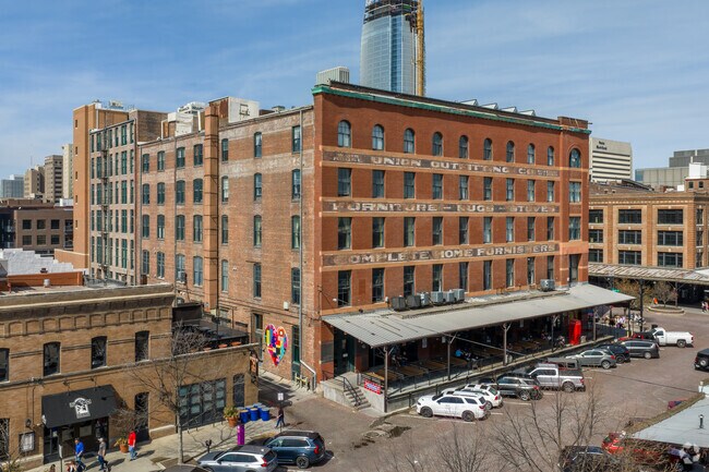 Photo - 1105 Howard St