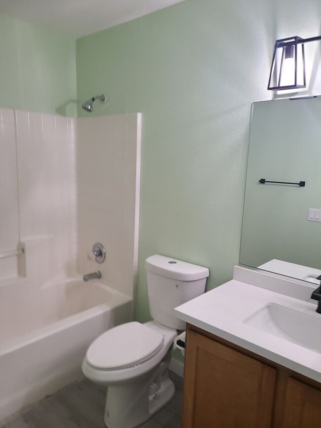 Photo - 3 BDRM 2.5 BATH GATED TOWNHOME