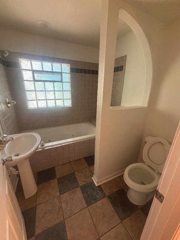 Photo - 2039 W Mulberry St