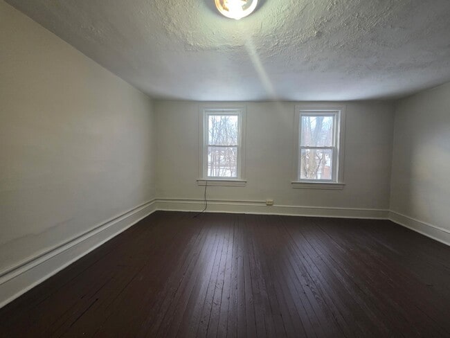 Photo - 2012 Pine Ave