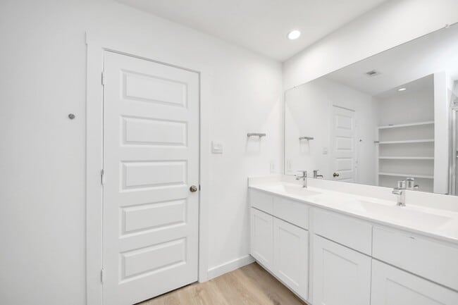 Photo - 1618 Westway Dr