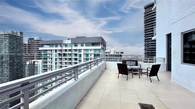 Photo - 1060 Brickell Ave Unit 4207