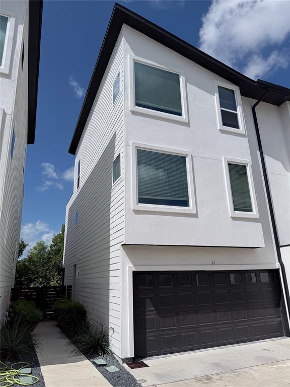 Building Photo - 1417 Kramer Ln Unit 24