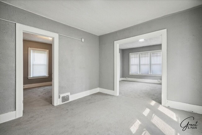 Photo - 3813/3815 W Euclid - JL Schneider LLC Unit 3813 W Euclid, Upper