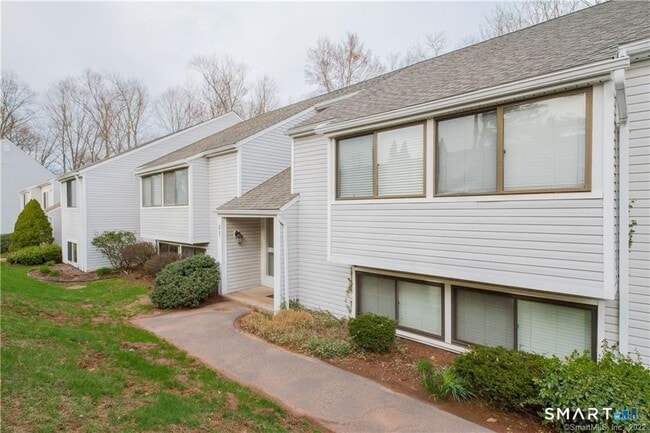 Building Photo - 57 Brookwood Dr Unit A