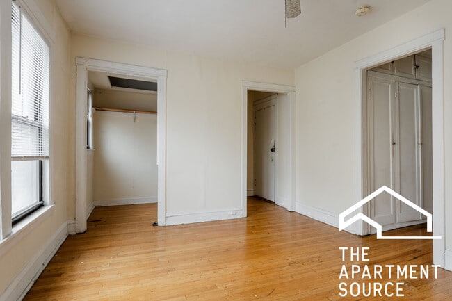 Photo - 512 W Cornelia Ave Unit 302