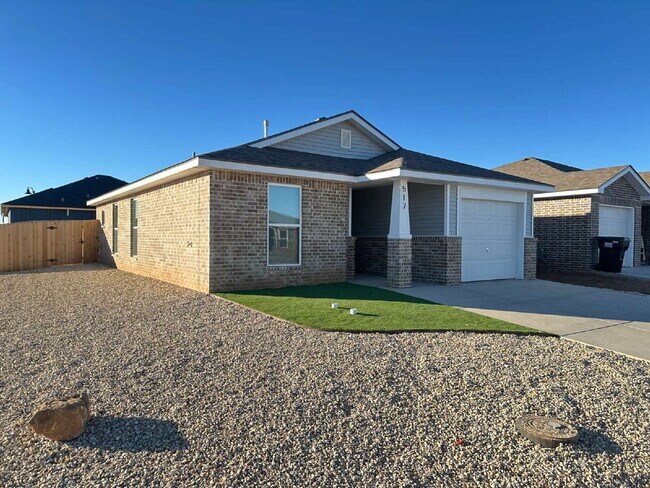 Photo - Charming Cottage in Frenship ISD!