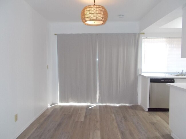 Photo - Charming Upstairs Condo with Private Balcony