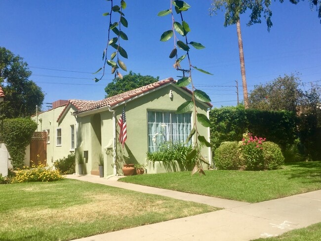 Building Photo - 4123 Keystone Ave