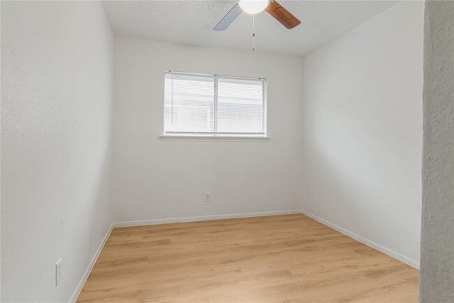 Photo - 812 Jefferson Ave Unidad D