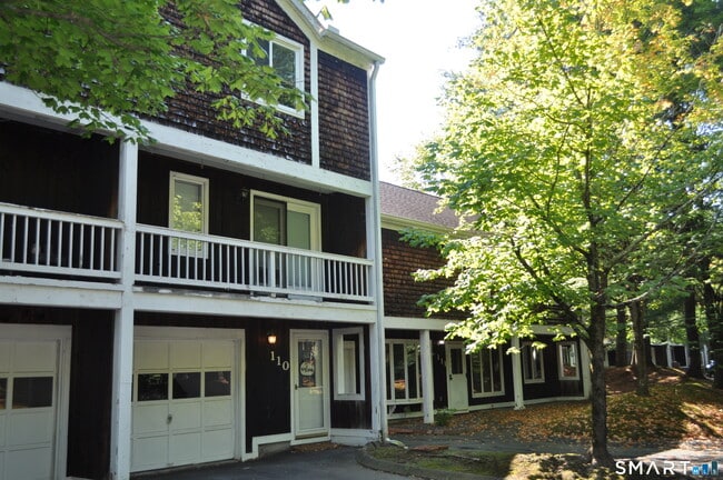 Building Photo - 110 Songbird Ln Unit 110
