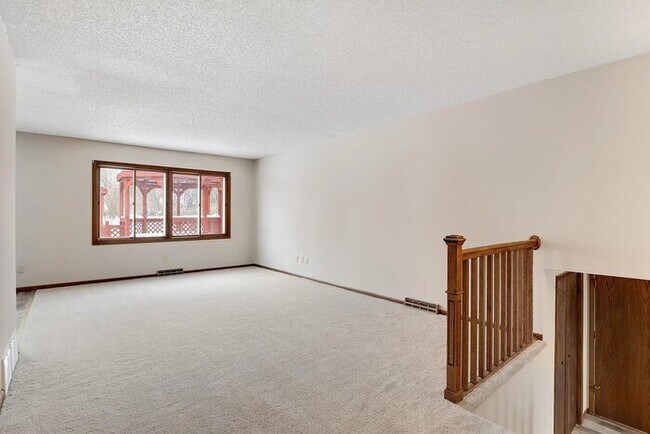 Photo - 2350 Erin Ct