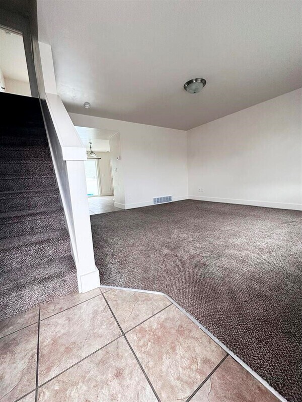 Photo - 2575 W 450 N