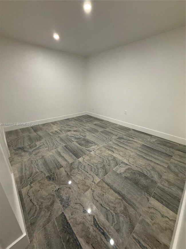 Photo - 545 NW 20th St Unit 2