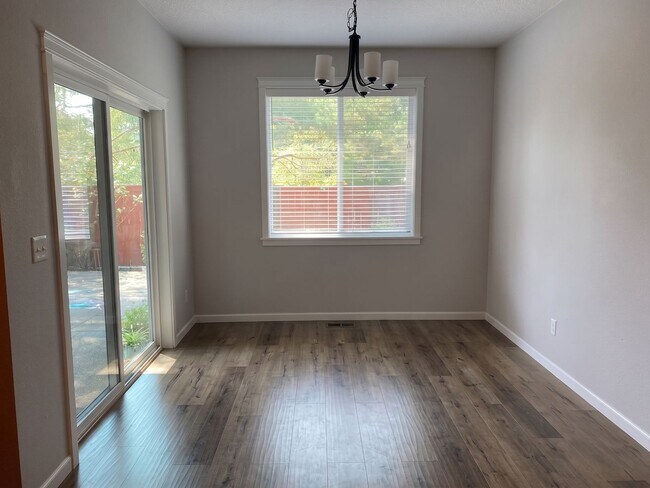 Photo - 11401 NW 325th Ave