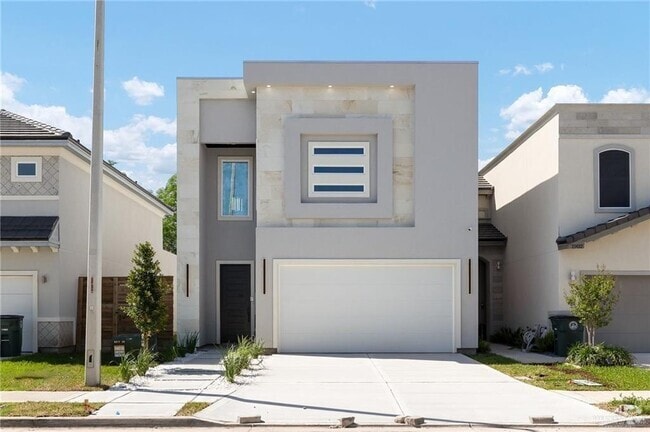 Building Photo - 1904 Sunset Dr Rental