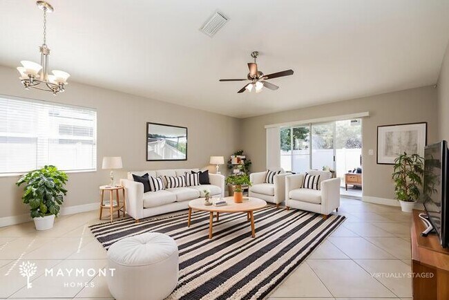 Photo - 2615 Queen Alberta Dr