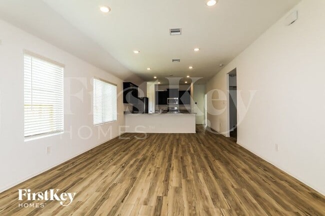 18467 Cobalt Cove Ln