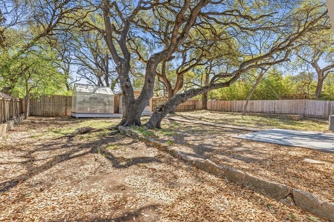 Photo - 11805 Pollyanna Ave