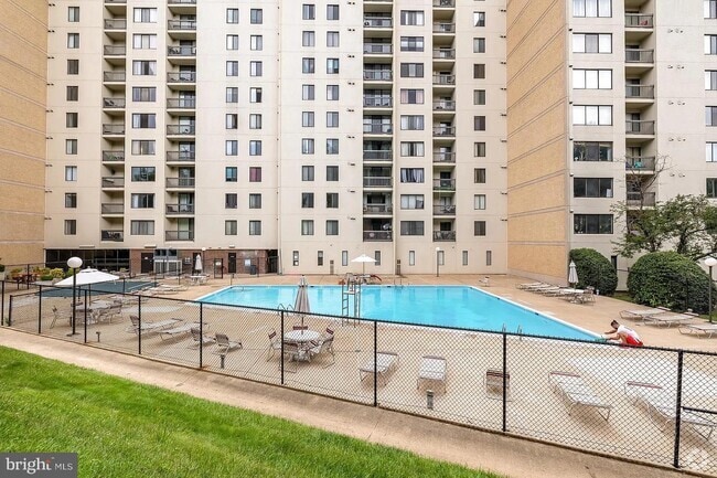 Building Photo - 6300 Stevenson Ave Unit 2XX Rental