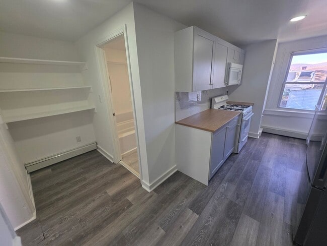 Photo - 2 bedroom apartment building - Poughkeepsie Unit 1