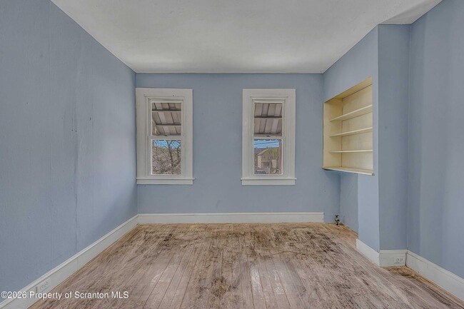 1019 S Webster Ave