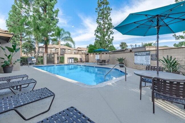 Photo - Pinecrest Apartment Homes