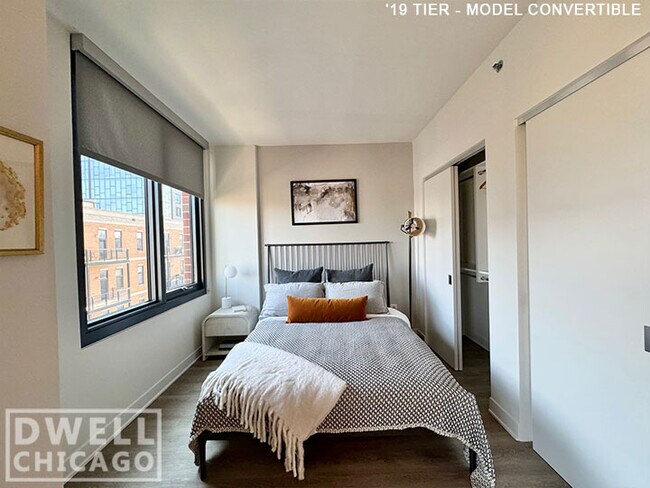 Photo - 710 N Aberdeen St