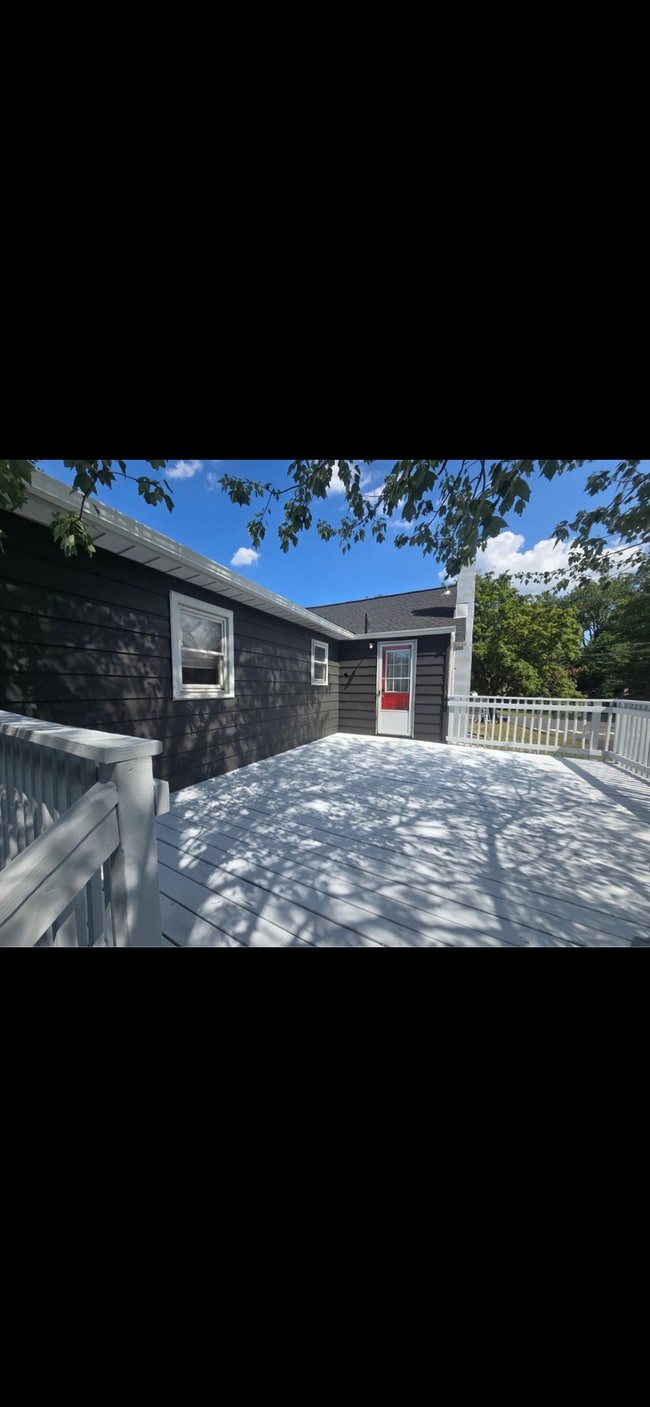 Photo - 2359 Morse Ave