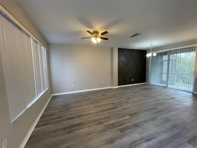 Photo - 11033 Black Swan Ct